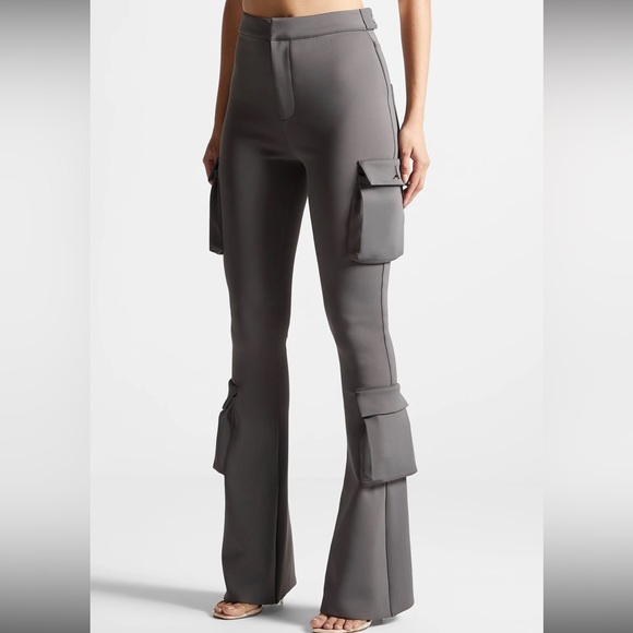 MANIERE DE VOIR Neoprene Cargo Fit Flare Leggings - Picture 4 of 9